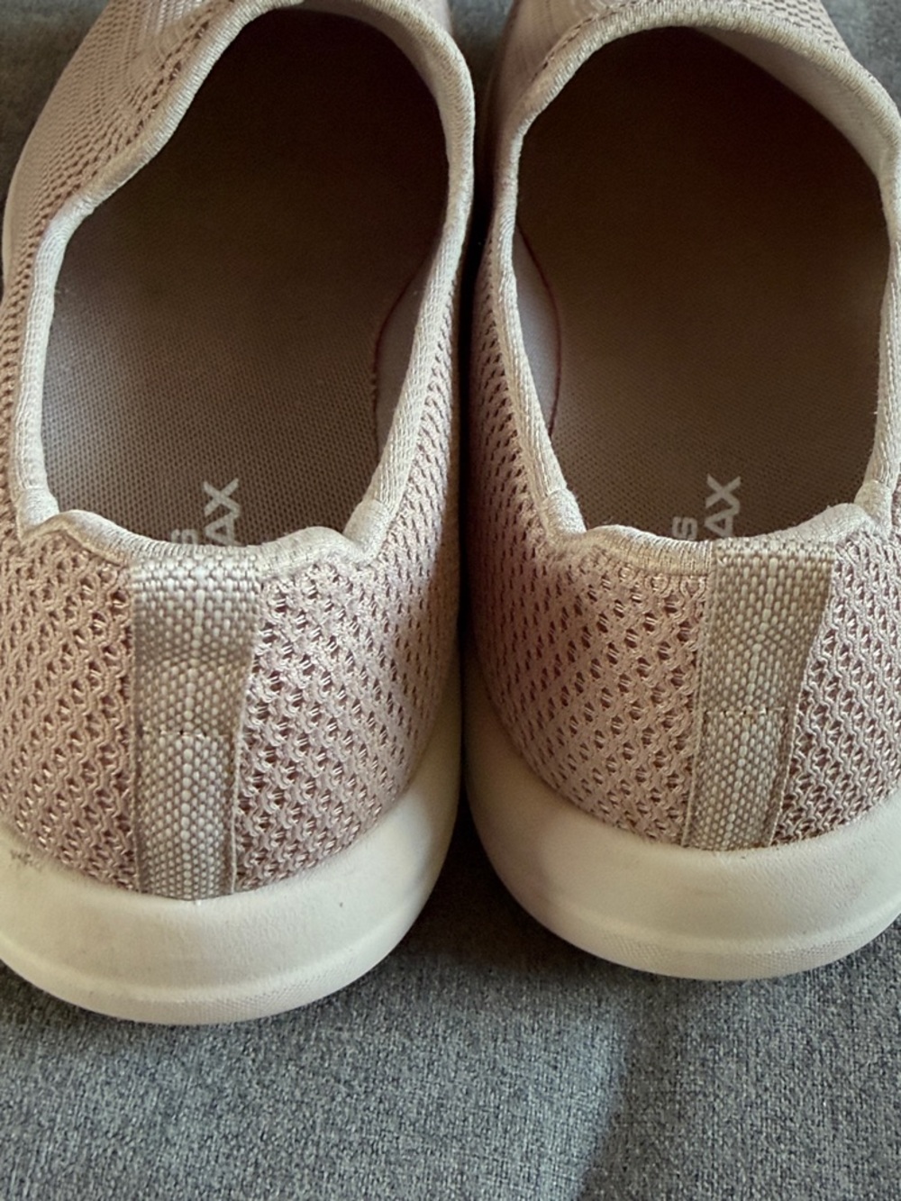 Skechers Knit Slip-On Loafers in Pale Pink - Picture 4 of 8